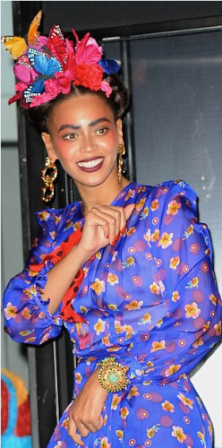 Beyoncé vestita da Frida Kahlo