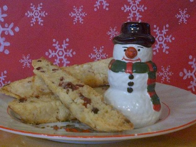 Biscotti ai frutti rossi e cioccolato bianco