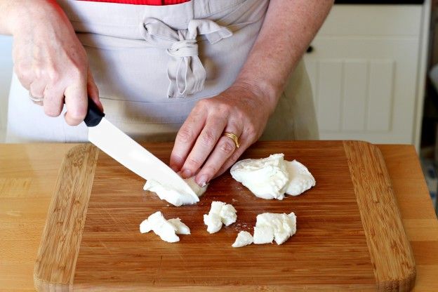 Tagliate la mozzarella