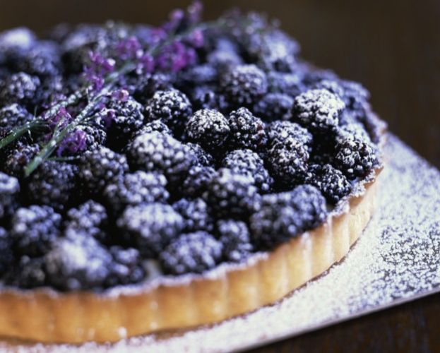 Crostata alle more