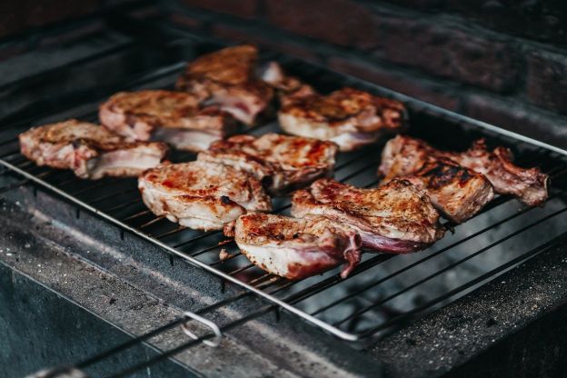 La carne può essere posizionata in qualsiasi punto dello spiedo.