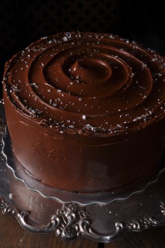 Torta al cioccolato e caramello salato