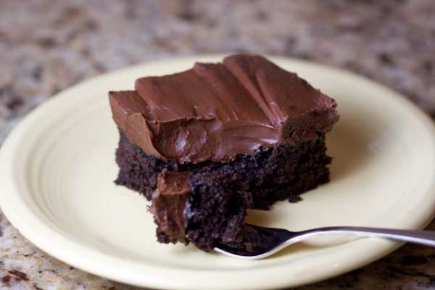 Torta con crema al cioccolato