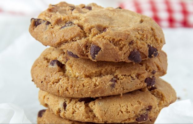 Cookies alla banana e cioccolato