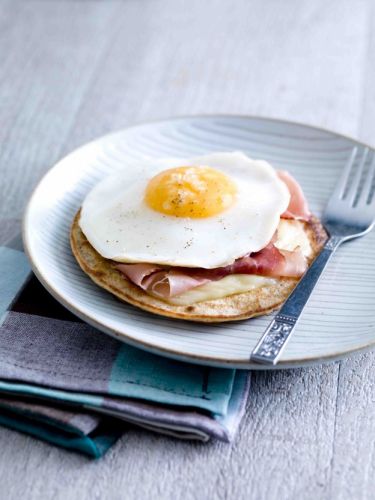 Piadina con uova e prosciutto