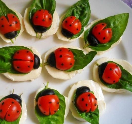 Caprese con coccinelle