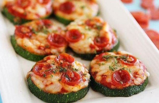 14. Minipizze di zucchine