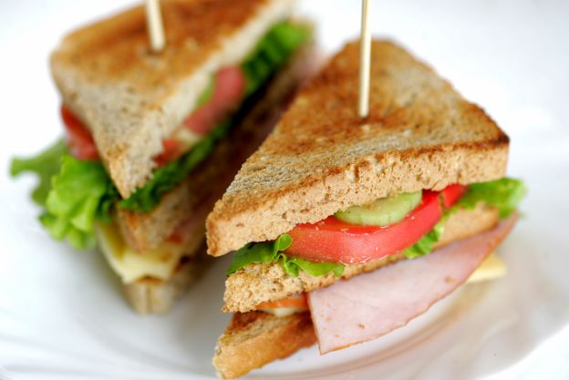 Club sandwich light