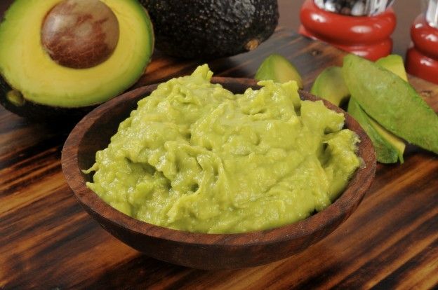 Maschera con avocado e miele