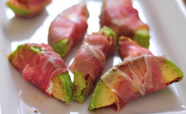 Bocconcini di prosciutto crudo e avocado