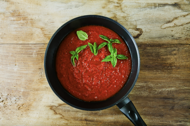 Preparare una salsa di pomodoro veloce