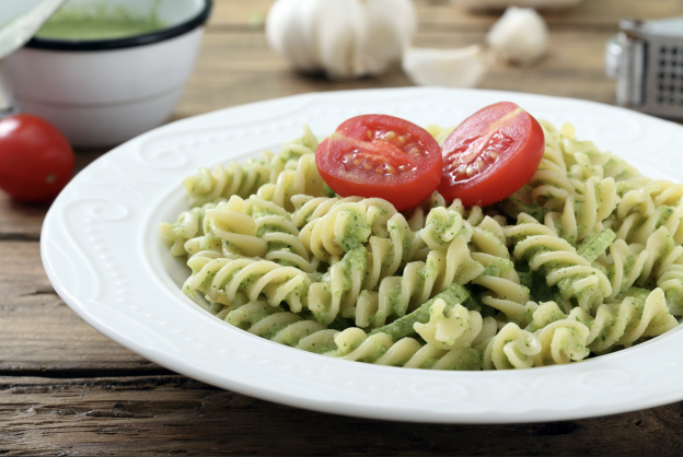 Pasta fredda al pesto