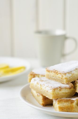 Lemon bars mimosa