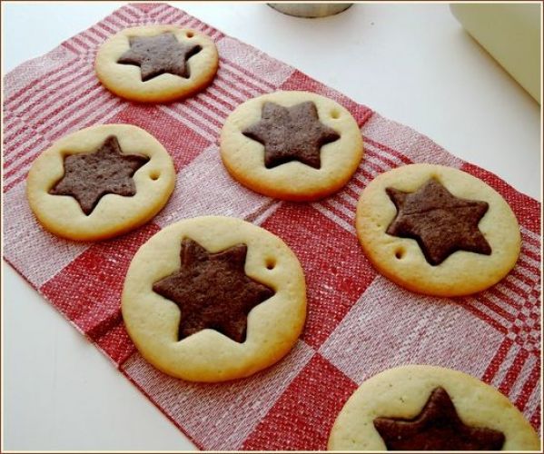 Stelline alla vaniglia e cioccolato