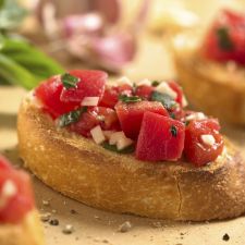 Bruschetta tricolore