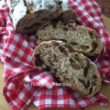 Pane rustico all'uvetta