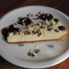 Torta di frolla al cioccolato bianco