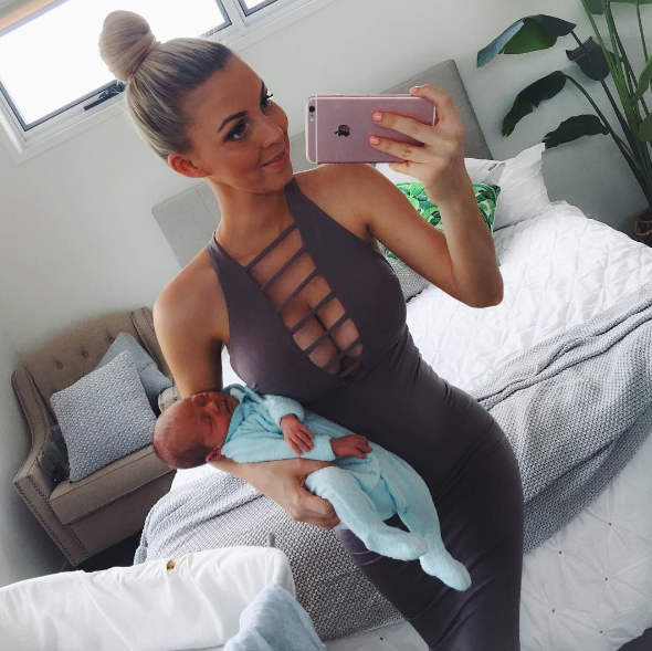 2 SETTIMANE dopo il PARTO, POSTA una FOTO che vi farà ARRABBIARE