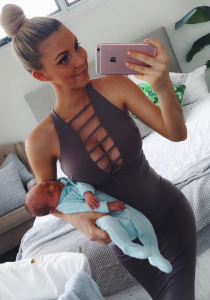 2 SETTIMANE dopo il PARTO, POSTA una FOTO che vi farà ARRABBIARE